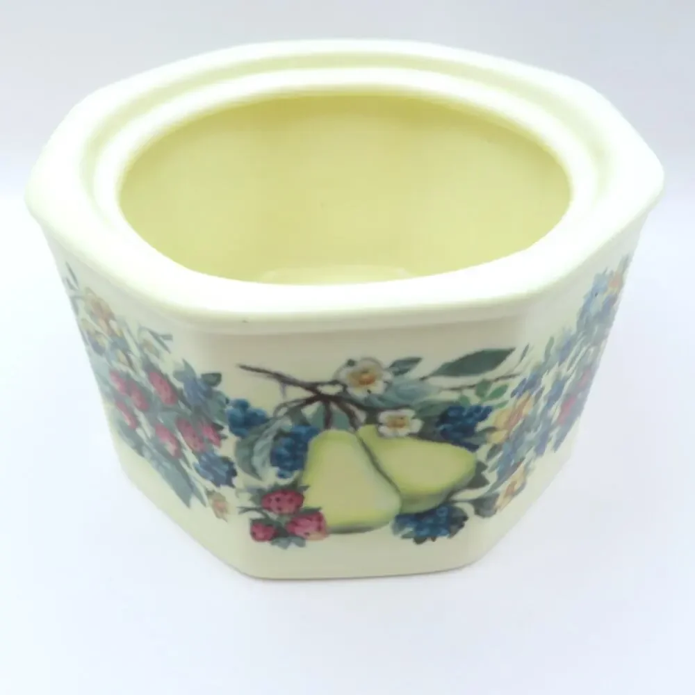 Vintage Avon Sweet Country Harvest Ceramic Covered Small Canister w/ Pear Finial